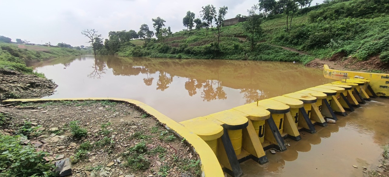 UltraTech empowers farmers in Sonbhadra through community water conservation