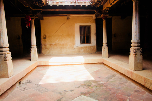 Mutram (Open Courtyard)