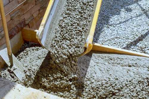 Pouring Concrete for Stepped Footing | UltraTech Cement