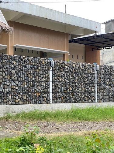 Old stone pavement texture with curved pattern | Ultratech