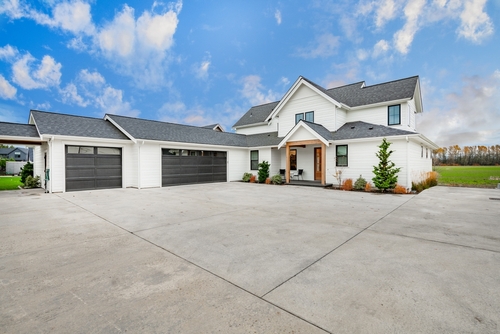 M25 Concrete in Driveways and Pavements