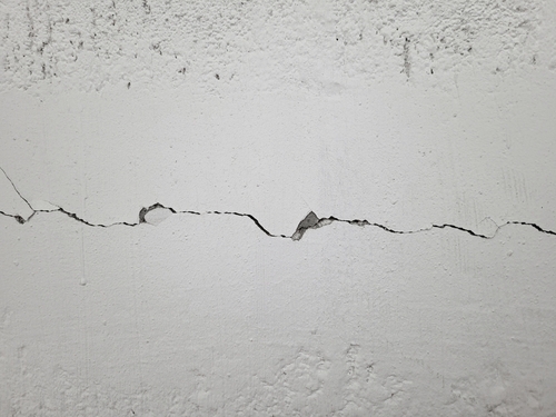 Shrinkage Cracks