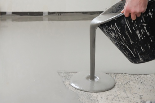 M5 Concrete Mix Being Poured | UltraTech