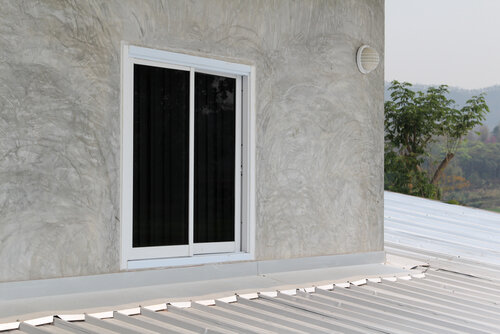 Horizontally Sliding Window 