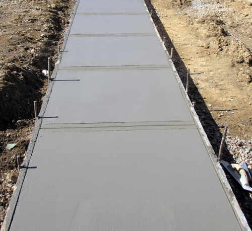 Formed and Poured Concrete Sidewalk