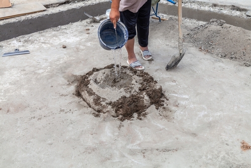 Water The Correct Water-Cement Ratio for Plastering