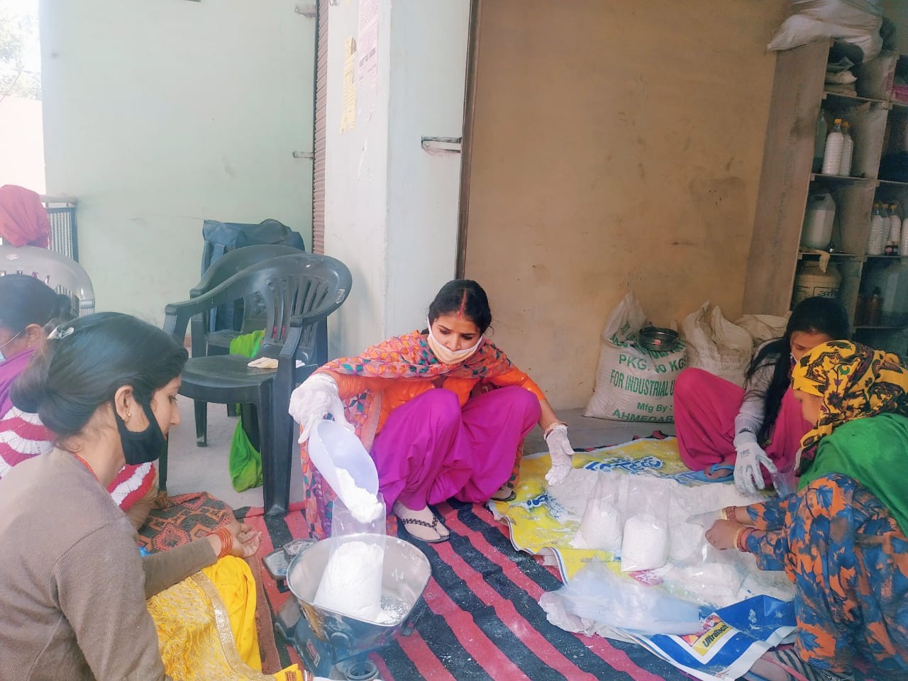 baga-cement-works-helps-rural-women-form-microenterprise-to-earn-sustainable-living-detergent-unit