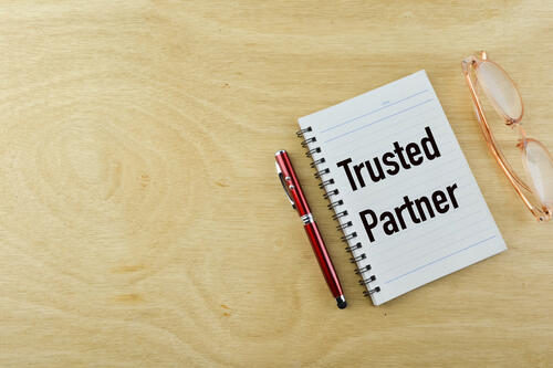 घर के निर्माण में  ठेकेदार | अल्ट्राटेक