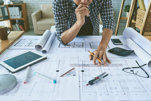 architect ghar ka planning karte hue | UltraTech