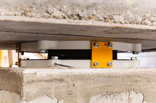 Earthquake-resistant construction ke liye seismic isolation system